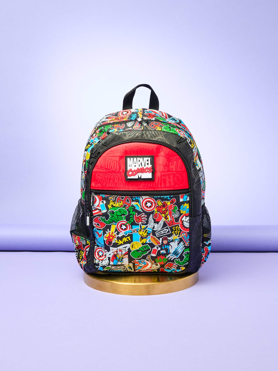 mochila clásica de marvel