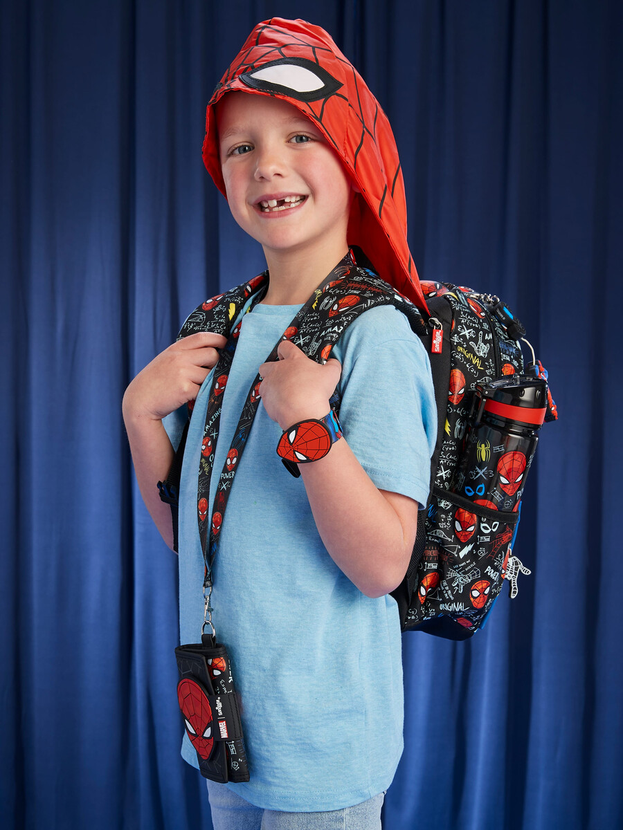 mochila con capucha del personaje spider-man junior