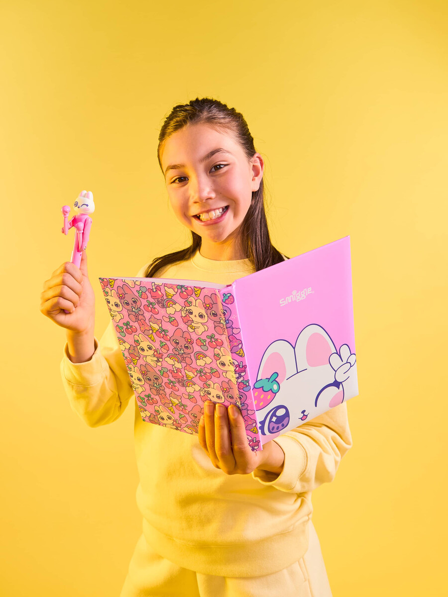 cuaderno de ojos brillantes