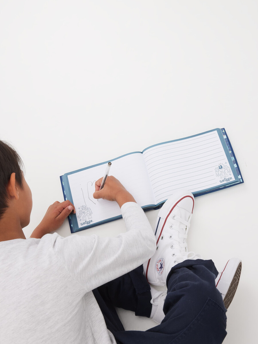cuaderno a5 de cuentos felices